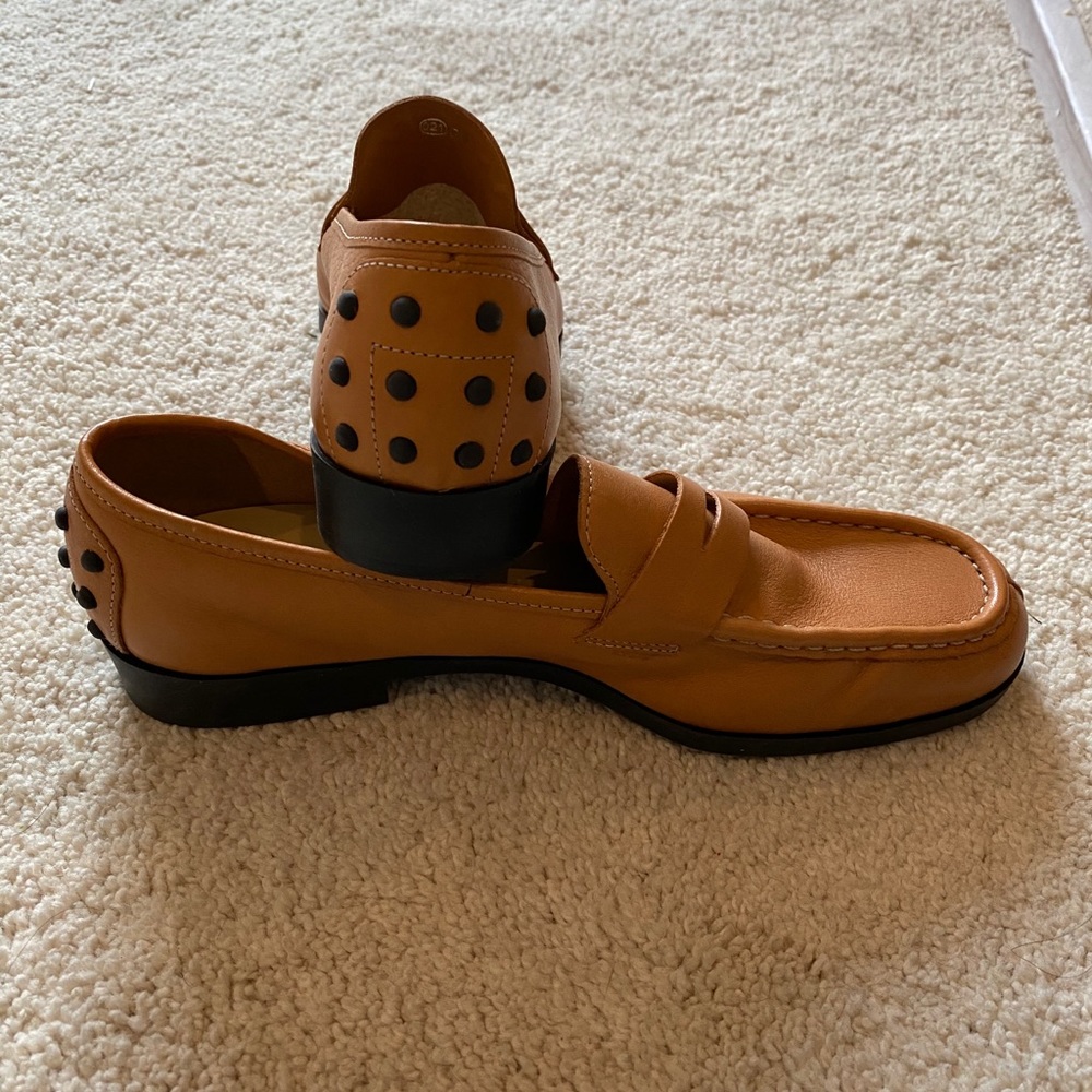 Shoes - Picture 4 of 4